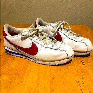 Nike Cortez 72’ Red Blue 
Size 10